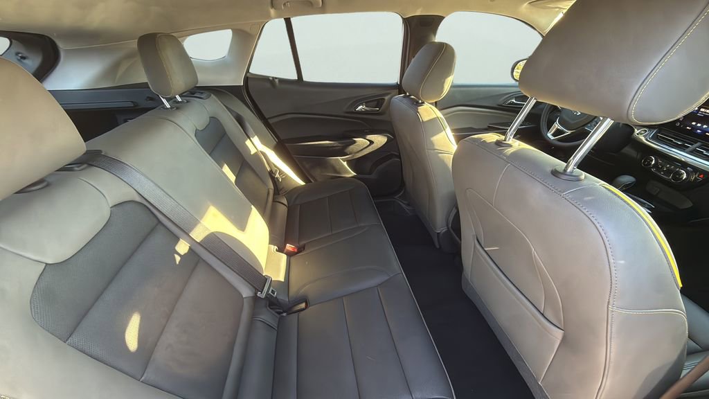 Used 2024 Chevrolet Trax ACTIV image 18