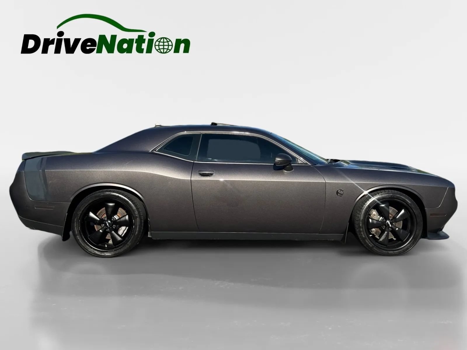 Used 2016 Dodge Challenger R/T Scat Pack RWD image 4