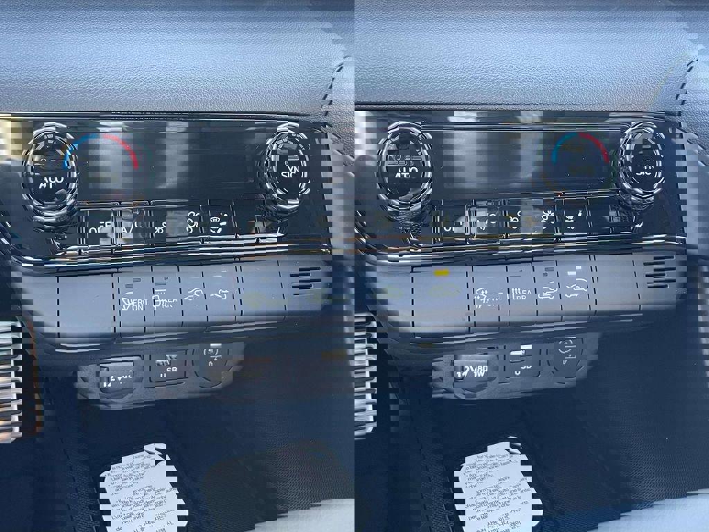 New 2026 Hyundai Elantra Sport image 33