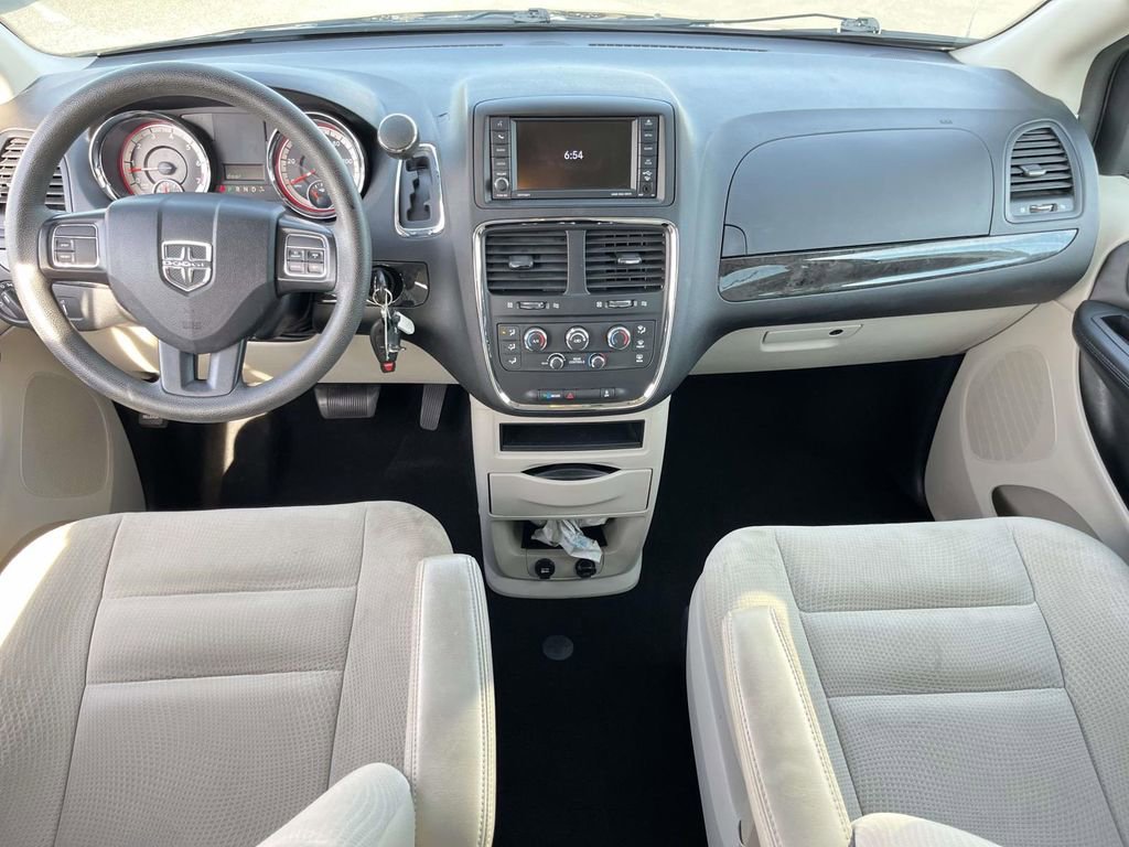 Used 2019 Dodge Grand Caravan SE image 25