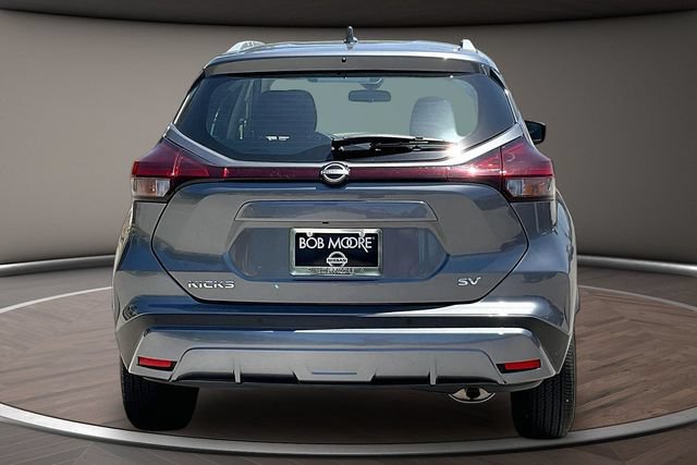 Used 2024 Nissan Kicks SV FWD image 4