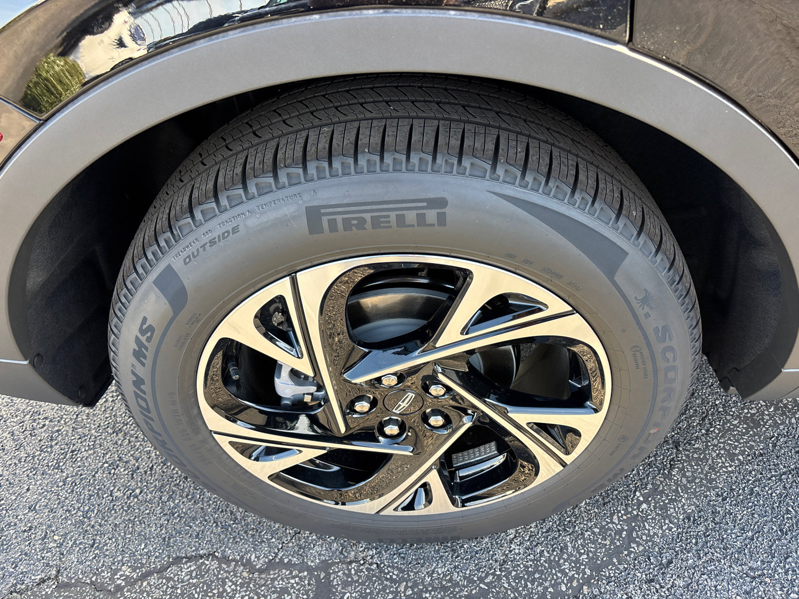 New 2026 Lincoln Nautilus Premier w/ Equipment Group 102A image 10