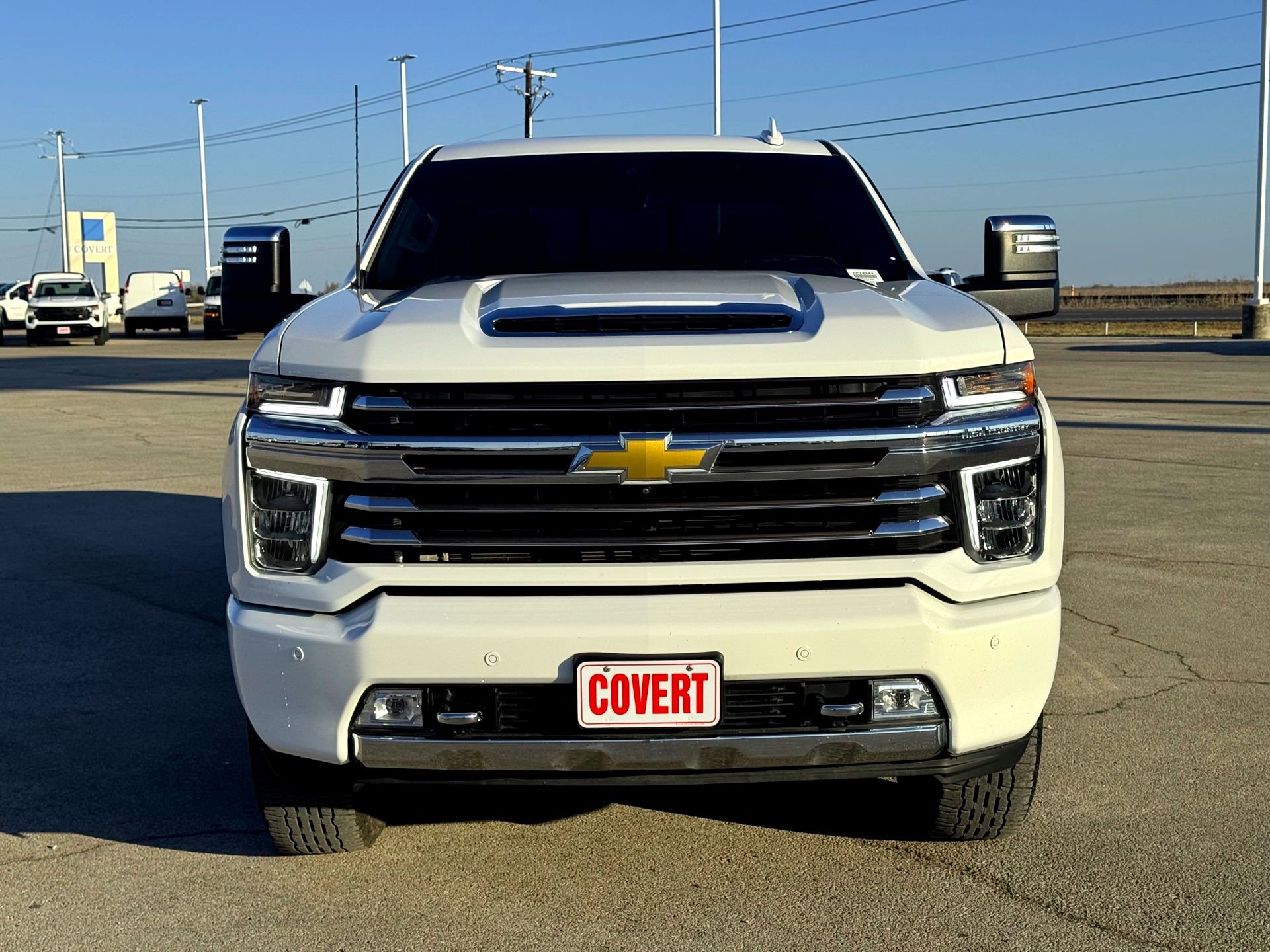 Used 2022 Chevrolet Silverado 2500 High Country w/ Z71 Off-Road Package image 3