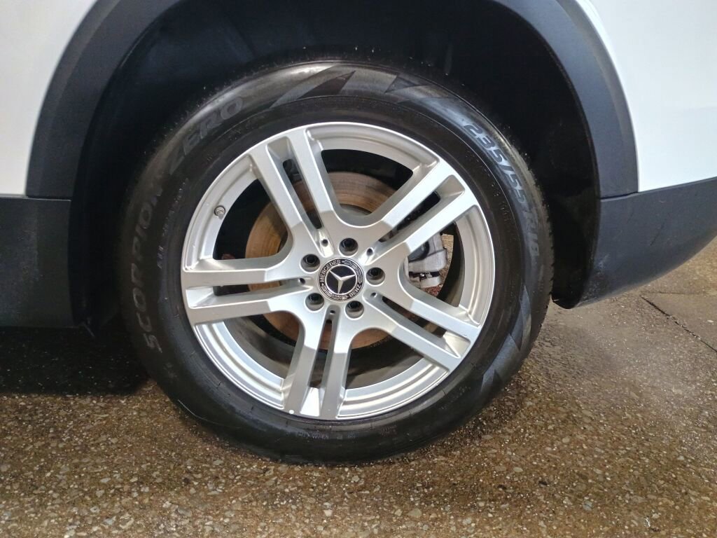 Used 2021 Mercedes-Benz GLB 250 4MATIC image 30