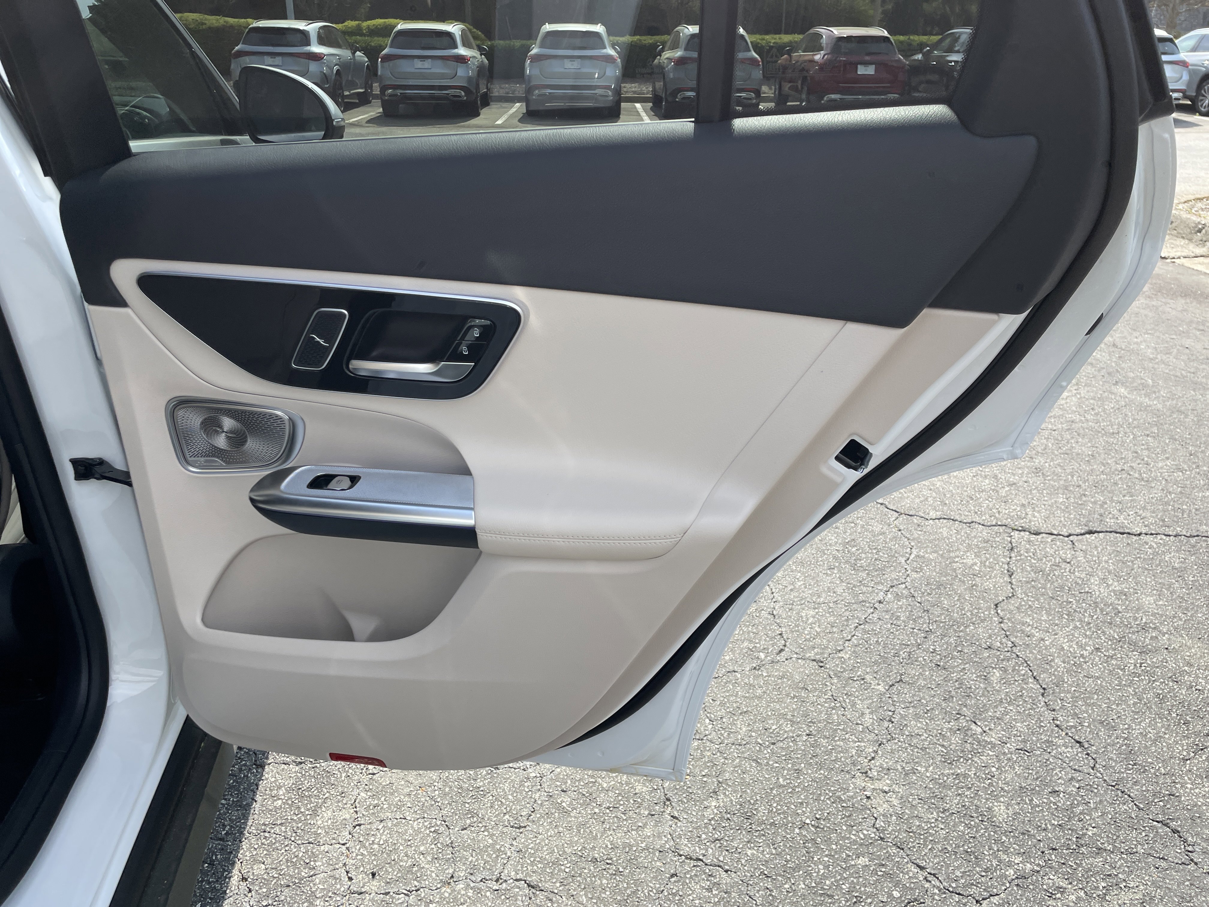 New 2026 Mercedes-Benz GLC 300 image 38