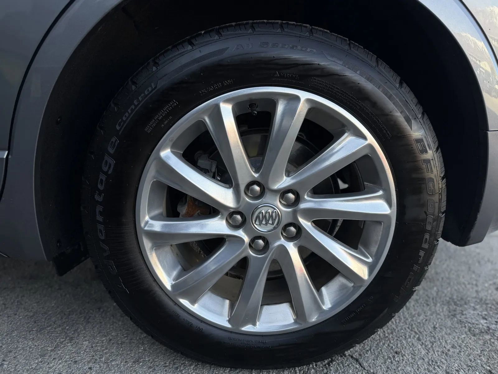 Used 2020 Buick Envision Essence w/ LPO, Active Package image 43