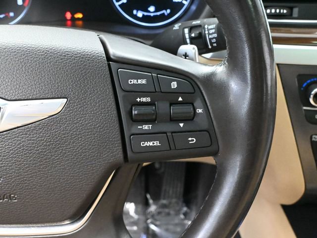 Used 2015 Hyundai Genesis 3.8 w/ Option Group 02 AWD/4WD image 32
