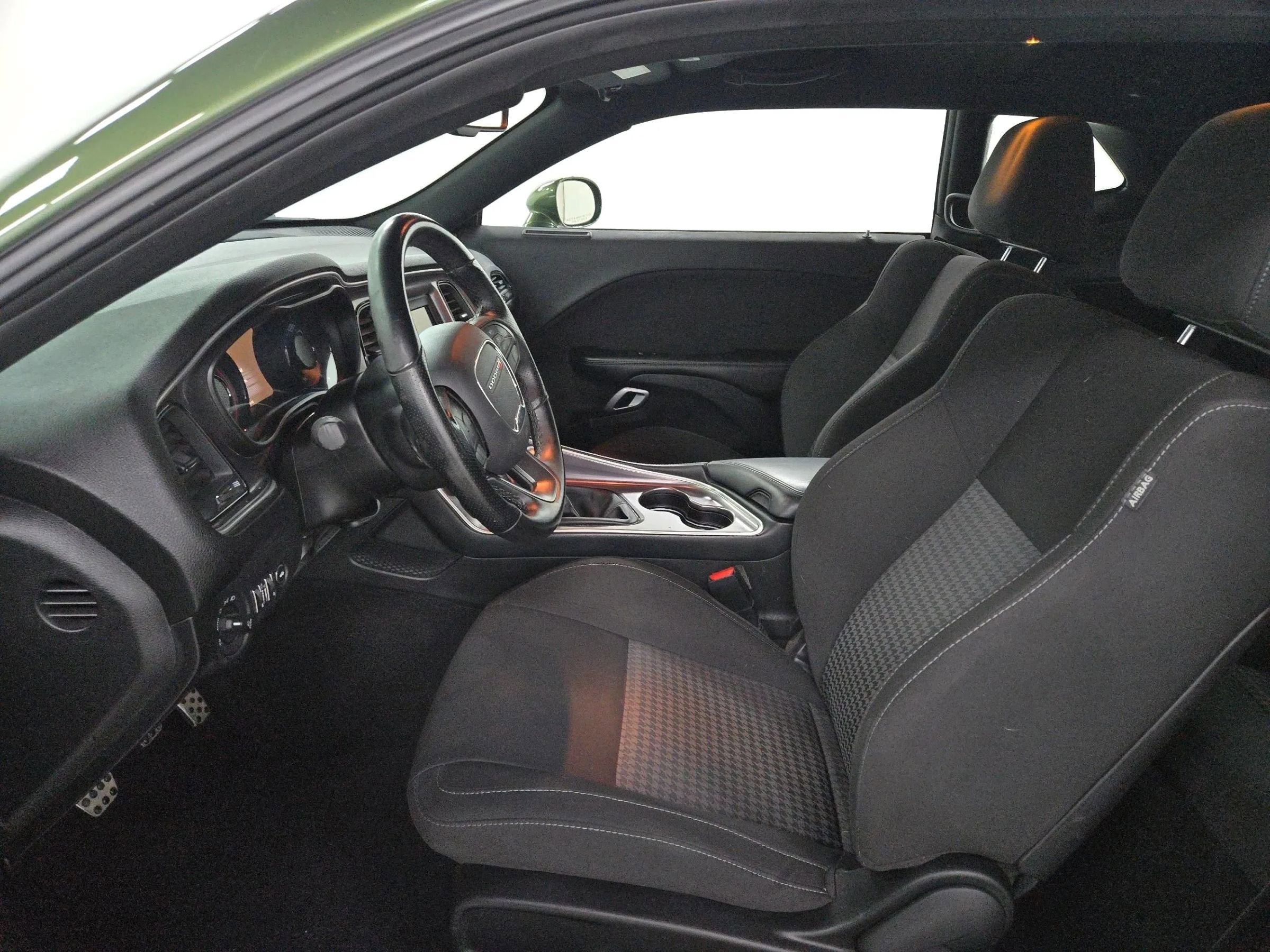 Used 2021 Dodge Challenger R/T w/ Blacktop Package image 8