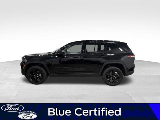 Used 2023 Jeep Grand Cherokee Altitude RWD image 3