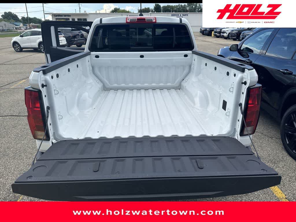 Certified 2024 Chevrolet Colorado Trail Boss w/ Advanced Trailering Package AWD/4WD image 8