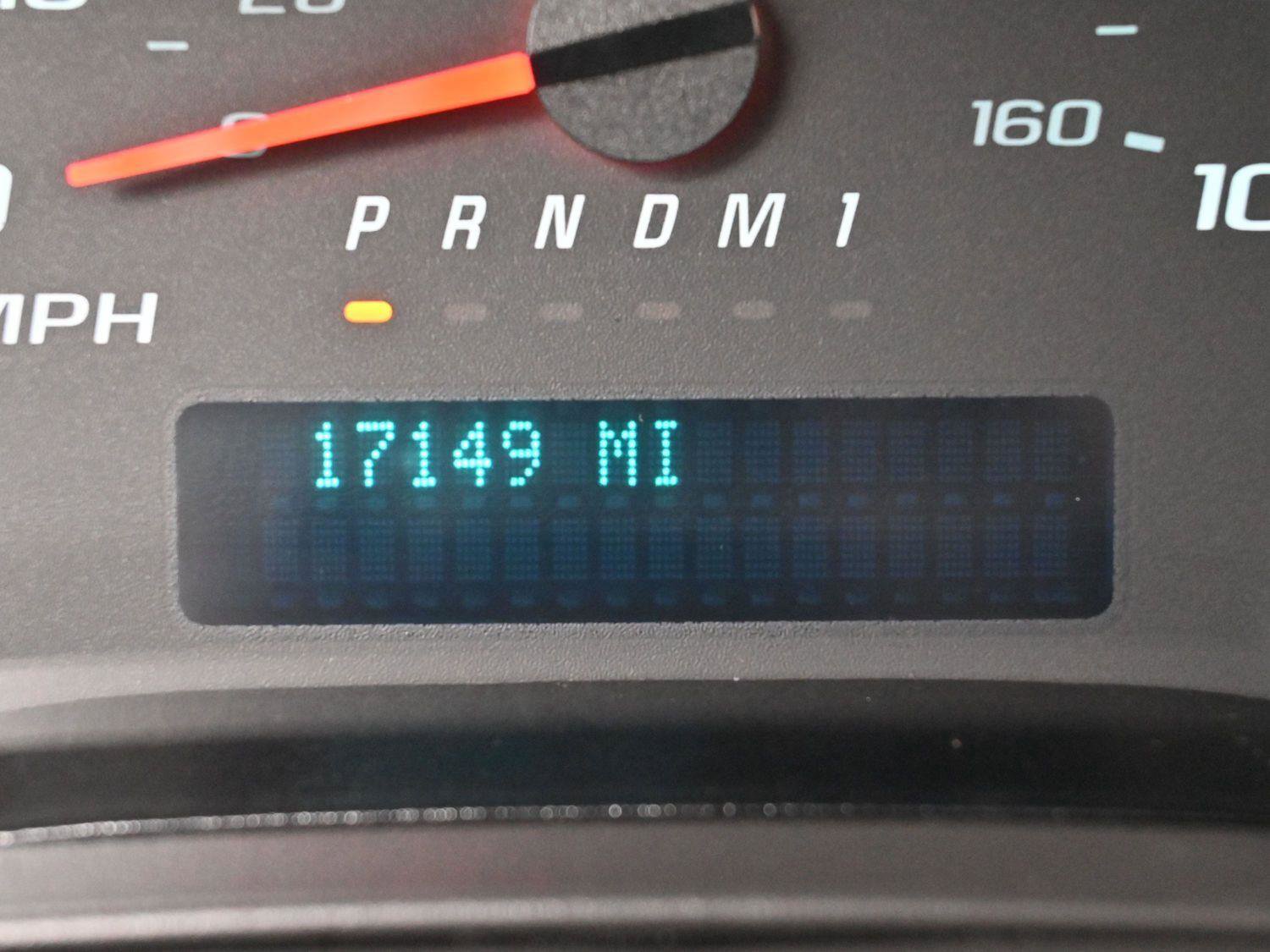 Used 2023 GMC Savana 2500 w/ Driver Convenience Package image 16