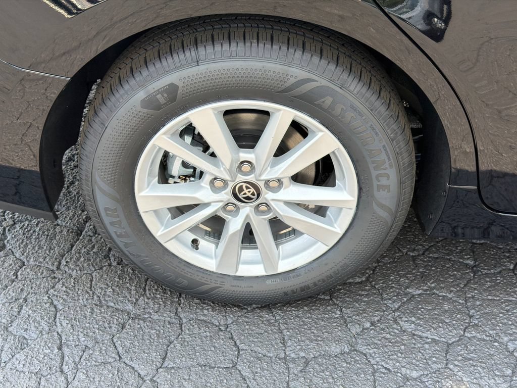 New 2026 Toyota Camry LE AWD/4WD image 23