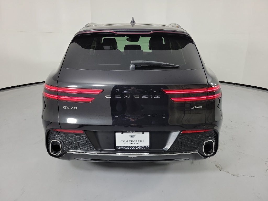 Used 2025 Genesis GV70 2.5T AWD/4WD image 5