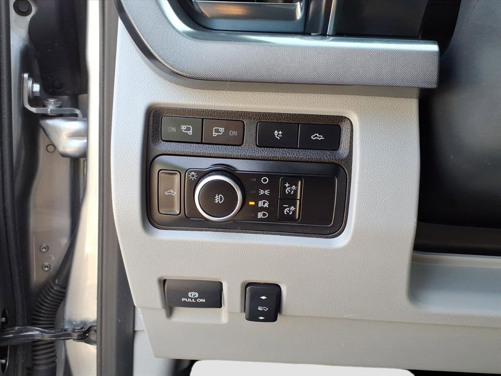 Used 2024 Ford F350 Limited w/ Snow Plow Prep Package image 19