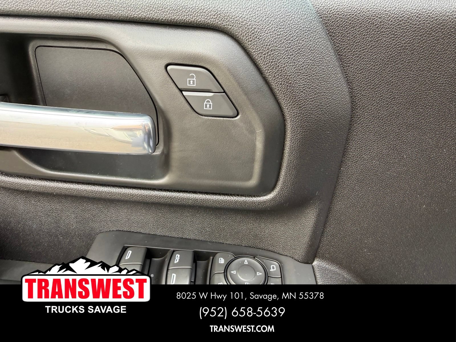 Used 2025 Chevrolet Silverado 2500 Custom w/ Custom Value Package AWD/4WD image 13