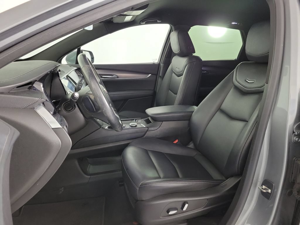 Certified 2023 Cadillac XT5 Luxury FWD image 14