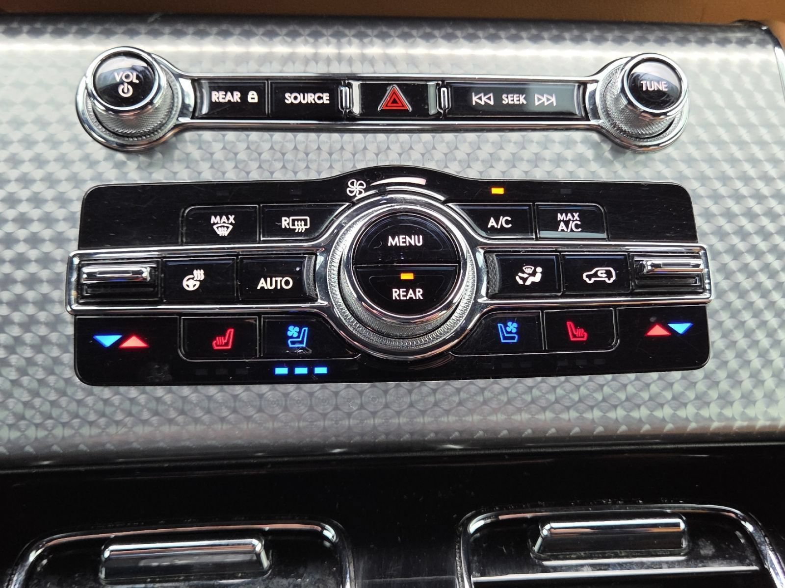Used 2023 Lincoln Aviator Black Label AWD/4WD image 35