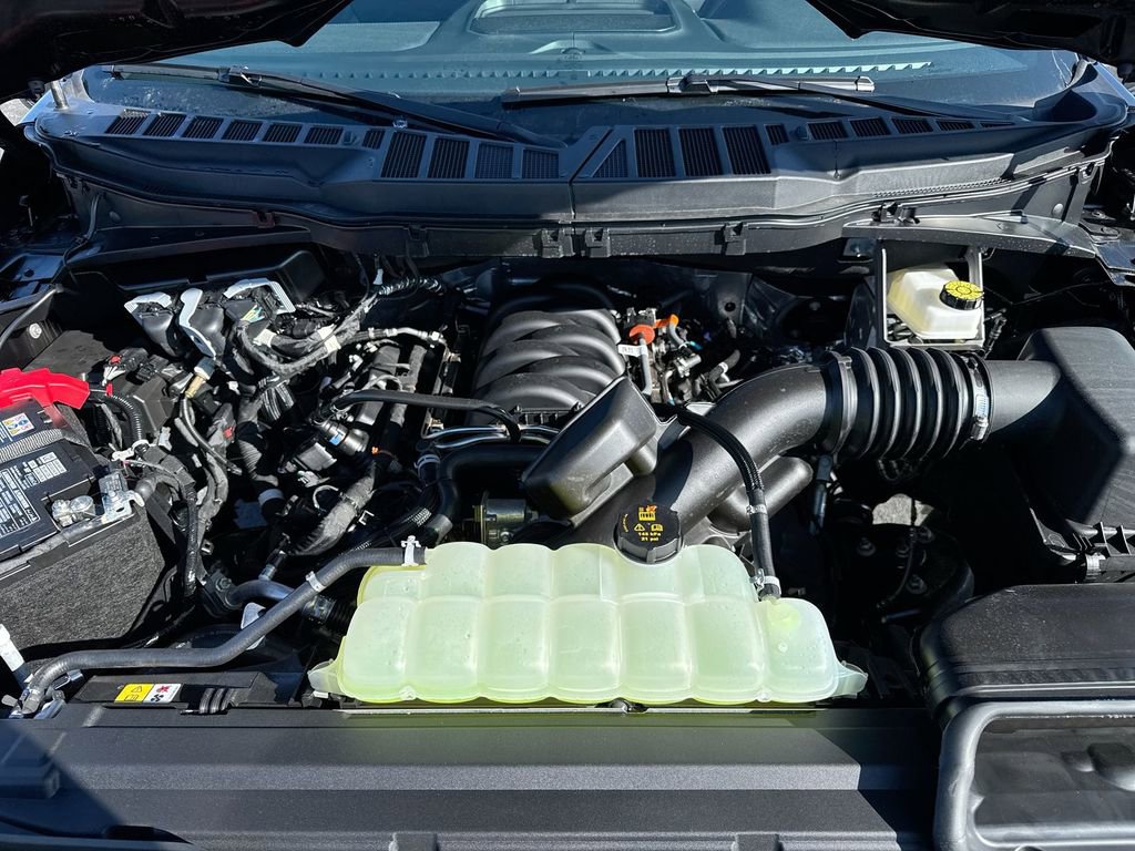 New 2026 Ford F150 Lariat w/ Equipment Group 501A Mid image 26