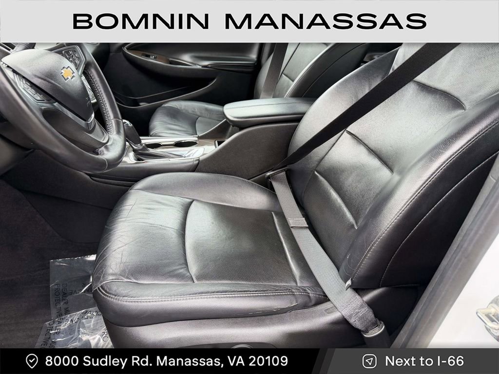 Used 2017 Chevrolet Malibu Premier image 19