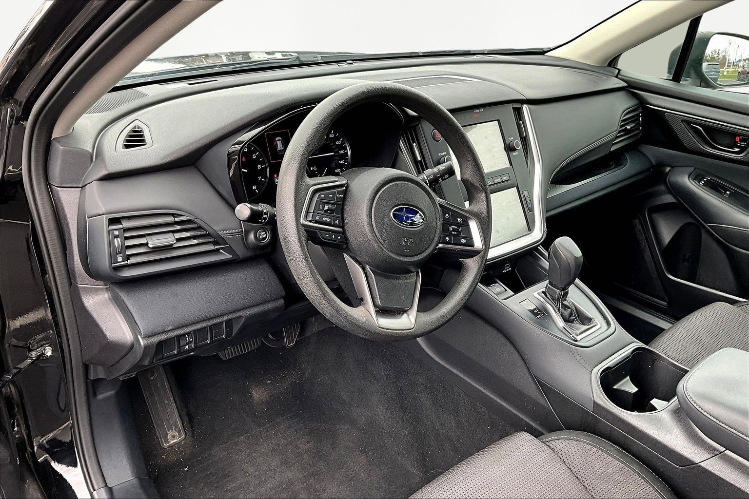 Used 2023 Subaru Outback AWD/4WD image 17