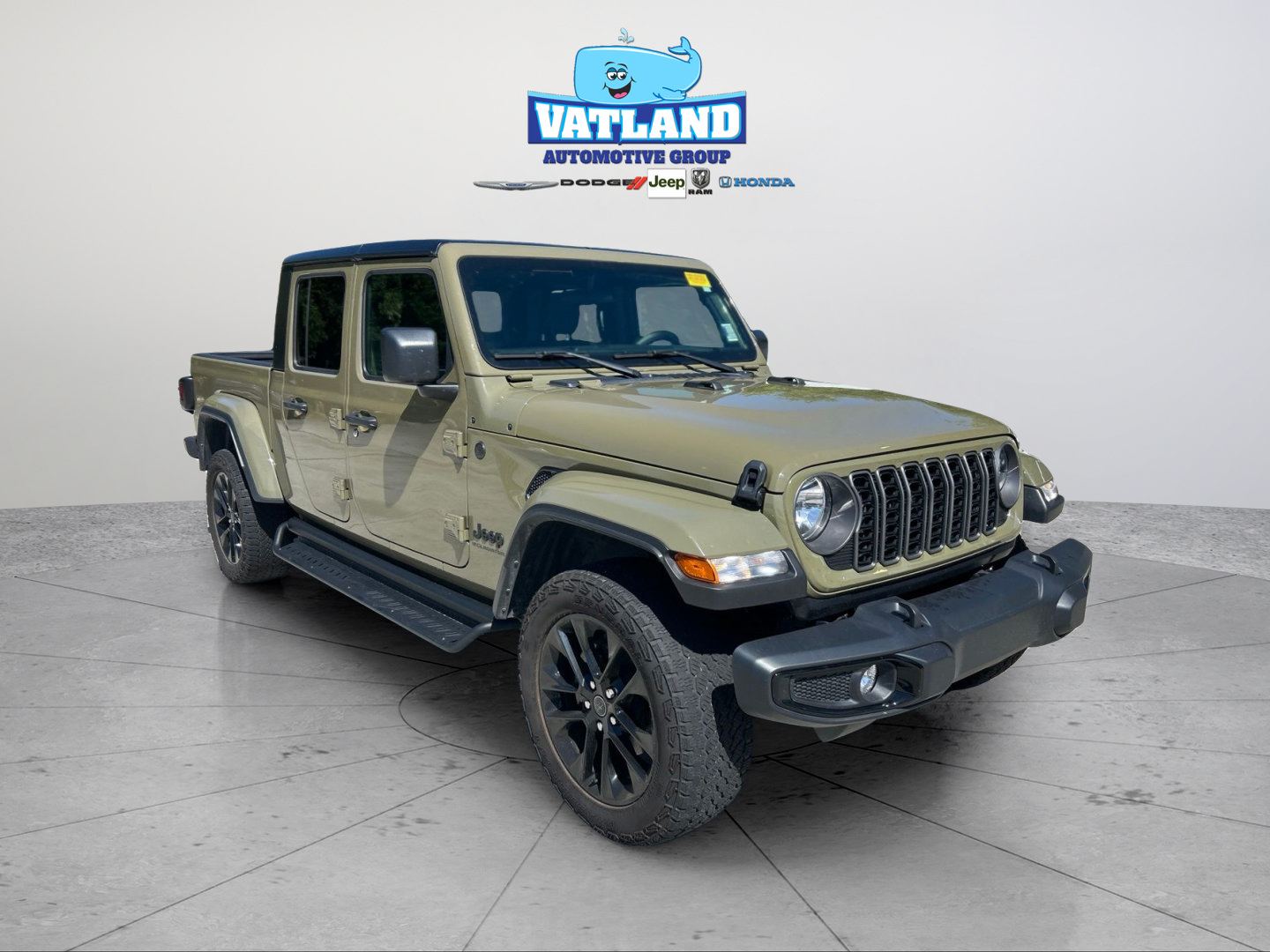 Certified 2025 Jeep Gladiator Sport AWD/4WD image 22