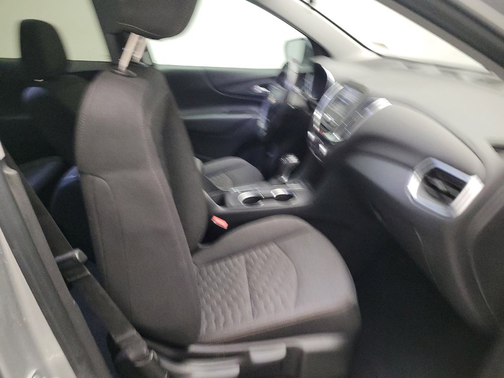 Used 2021 Chevrolet Equinox LT w/ Driver Convenience Package image 21