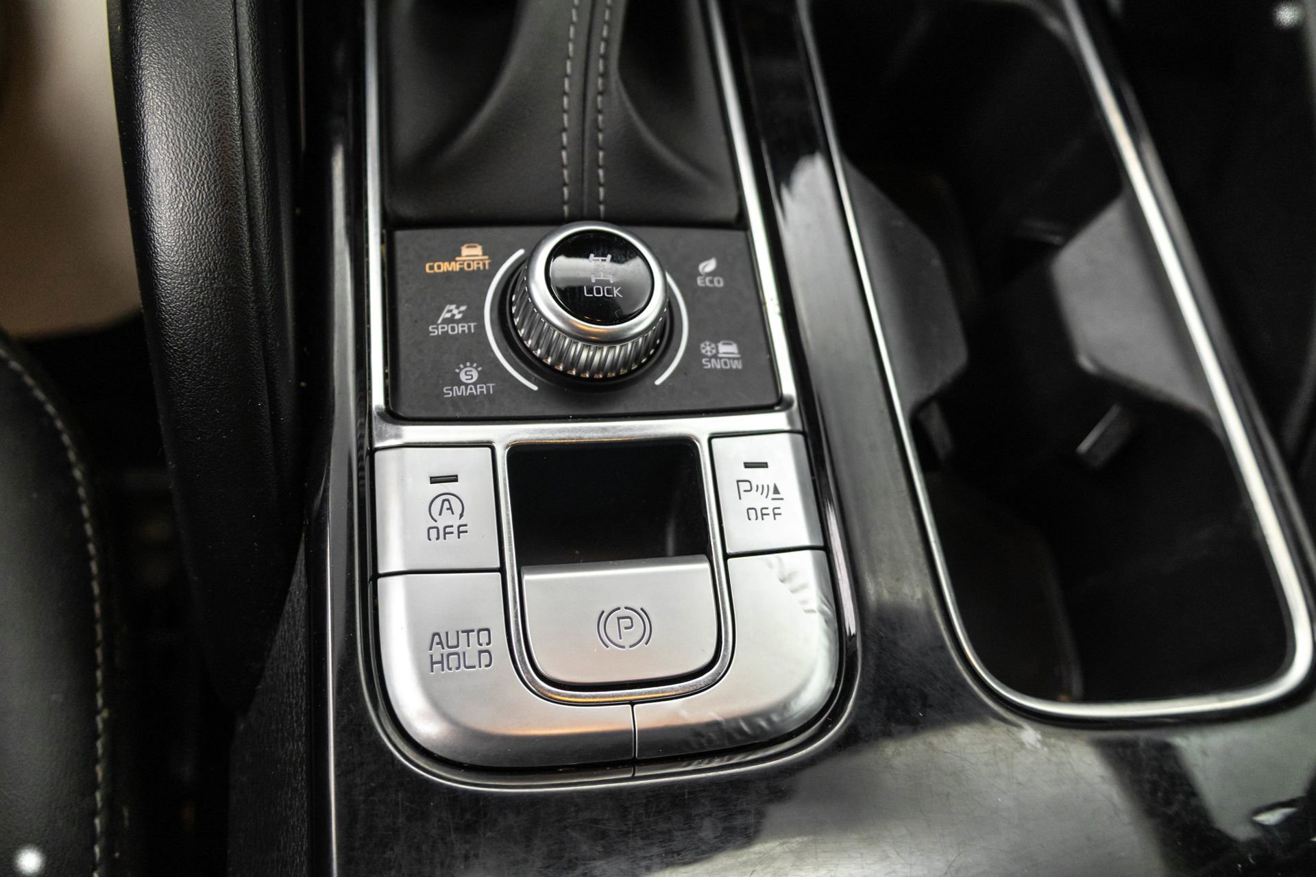 Used 2021 Kia Telluride LX image 28