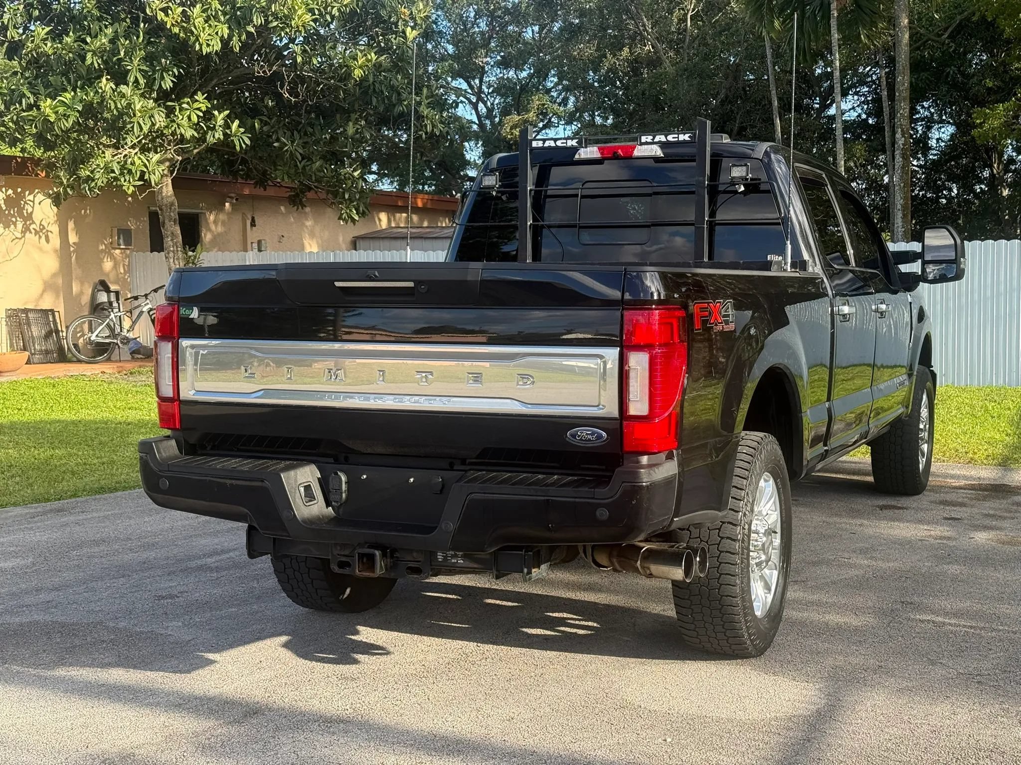 Used 2020 Ford F250 Limited w/ FX4 Off-Road Package AWD/4WD image 6