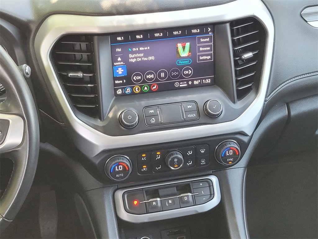 Used 2023 GMC Acadia SLT image 19