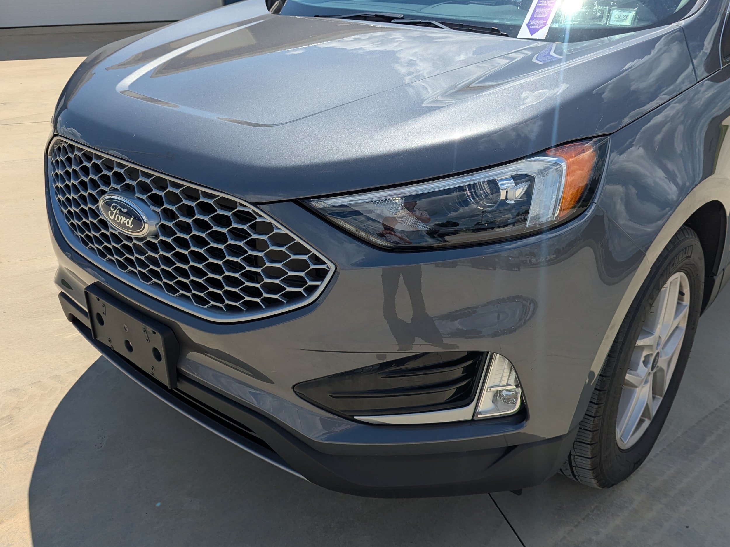 Used 2024 Ford Edge SEL w/ Convenience Package AWD/4WD image 9