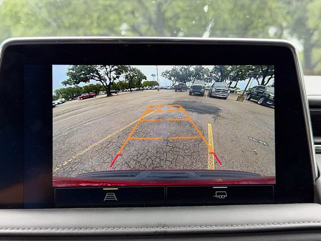 Used 2022 Chevrolet Suburban LT RWD image 15