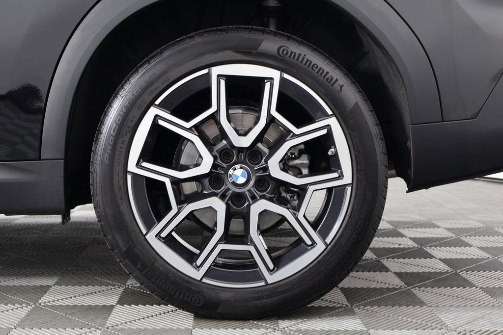 Used 2025 BMW X2 xDrive28i w/ Convenience Package AWD/4WD image 16