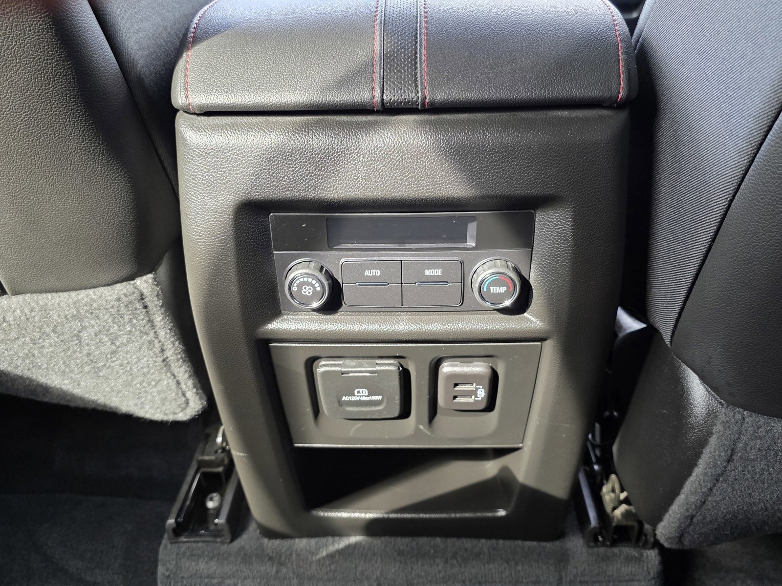 Used 2023 Chevrolet Traverse RS w/ LPO, Floor Liner Package image 16