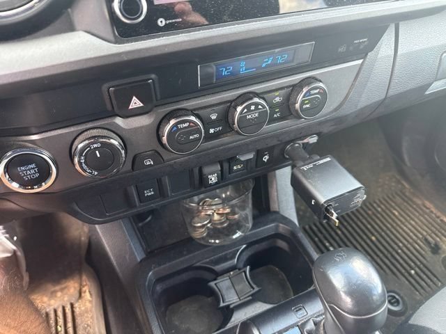 Used 2021 Toyota Tacoma TRD Off-Road AWD/4WD image 46