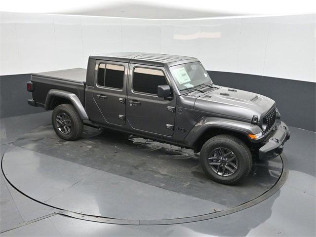 New 2025 Jeep Gladiator Sport image 25