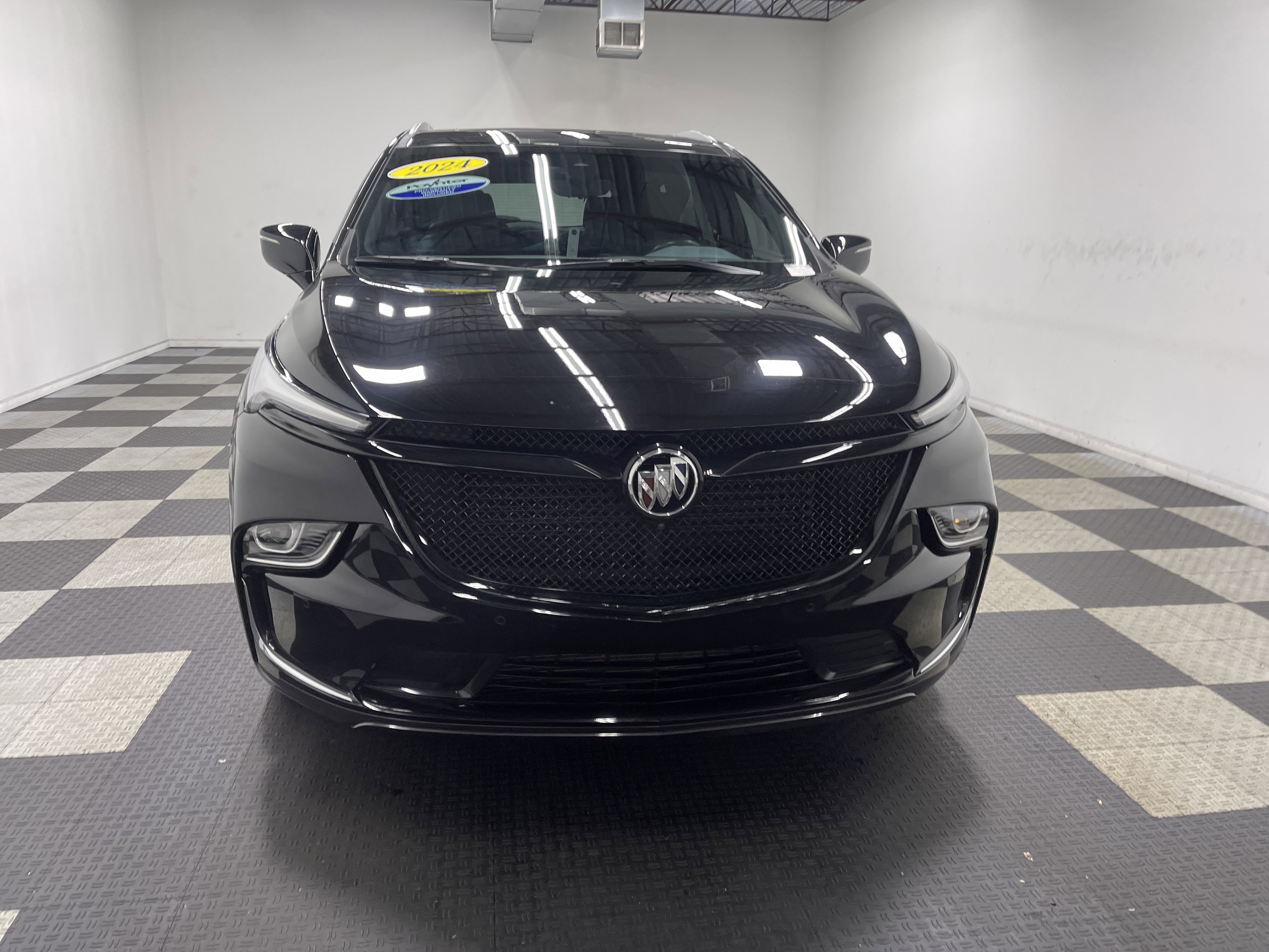 Used 2024 Buick Enclave Essence w/ Experience Buick Package image 7