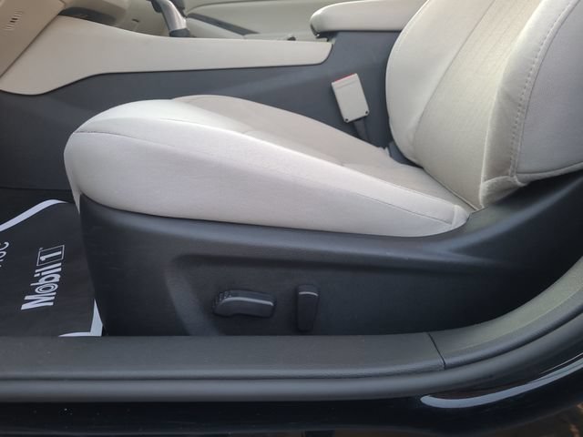 Used 2025 Nissan Altima 2.5 SV FWD image 23
