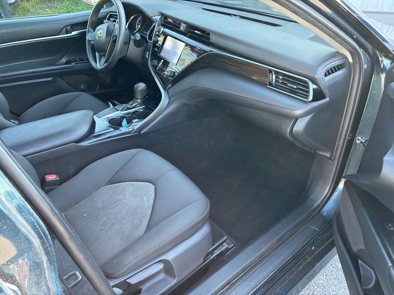 Used 2019 Toyota Camry LE w/ Convenience Package FWD image 15