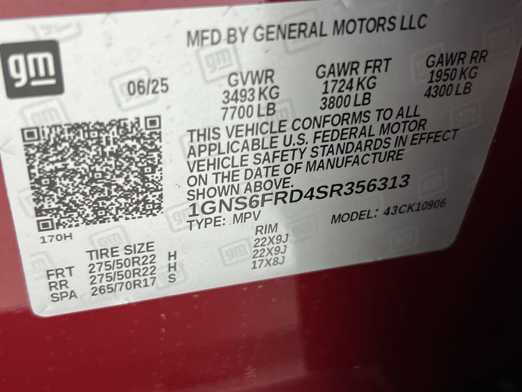 New 2025 Chevrolet Suburban Premier AWD/4WD image 32