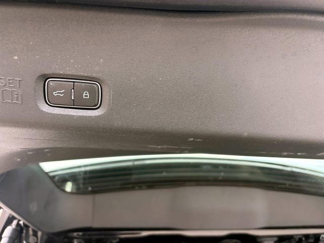 Used 2025 Ford Expedition Active image 16