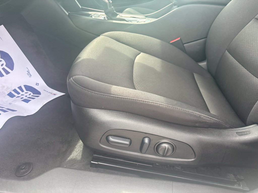 Used 2024 Chevrolet Malibu LT FWD image 32