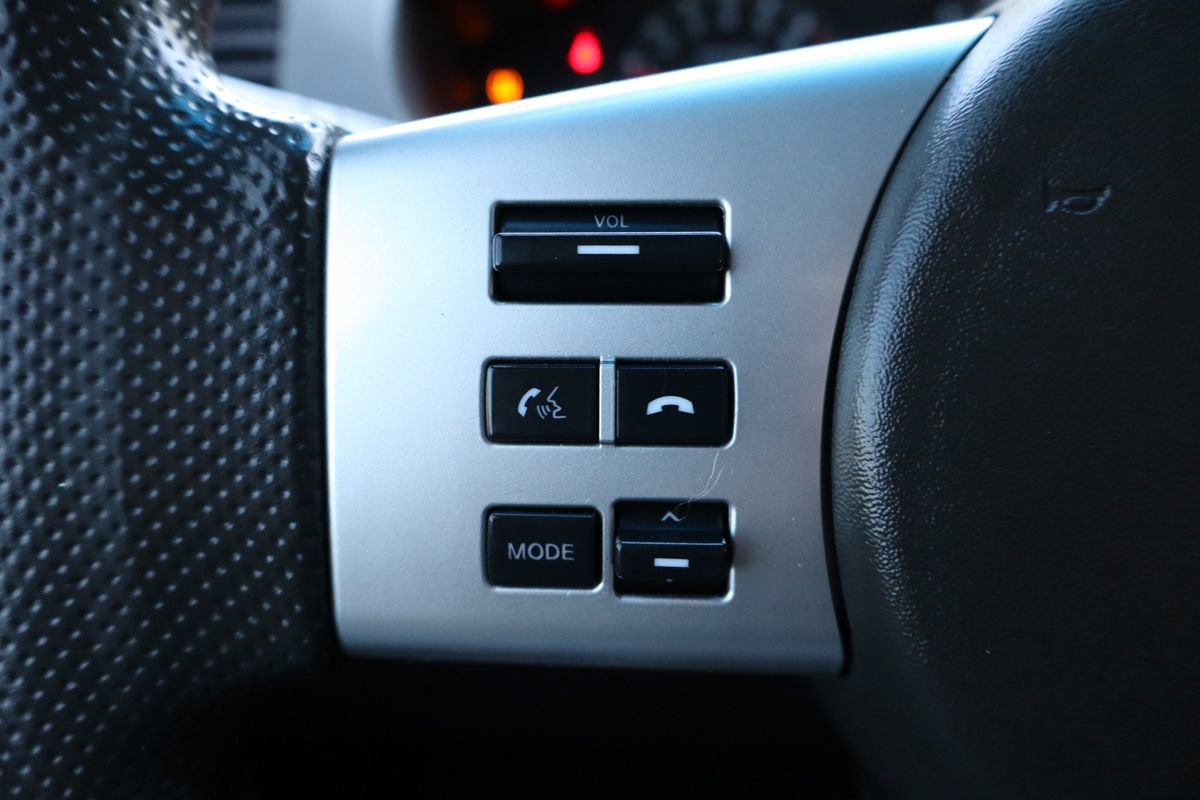 Used 2015 Nissan Xterra S image 29