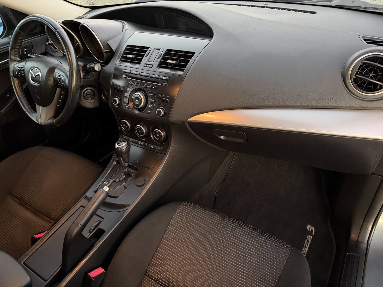 Used 2013 MAZDA MAZDA3 i Touring image 35