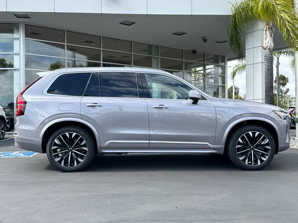 New 2026 Volvo XC90 T8 Plus AWD/4WD image 6