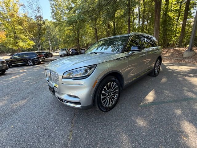 Used 2022 Lincoln Aviator Reserve image 2
