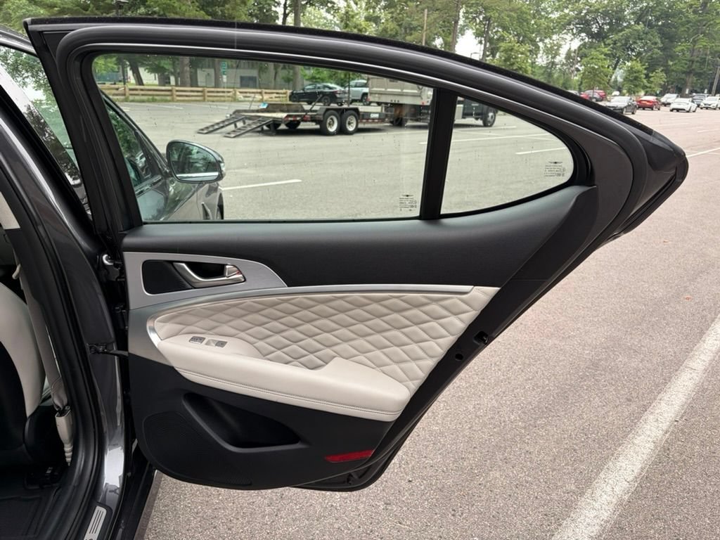 Used 2019 Genesis G70 3.3T Advanced w/ Prestige Package AWD/4WD image 24