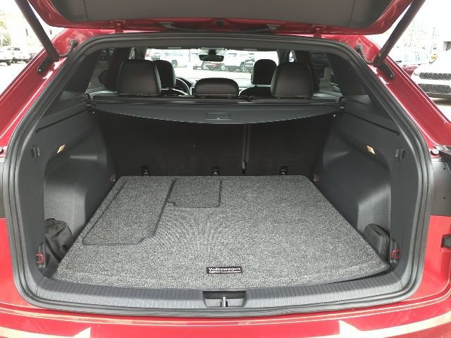 Used 2023 Volkswagen Atlas Cross Sport SEL R-Line image 22