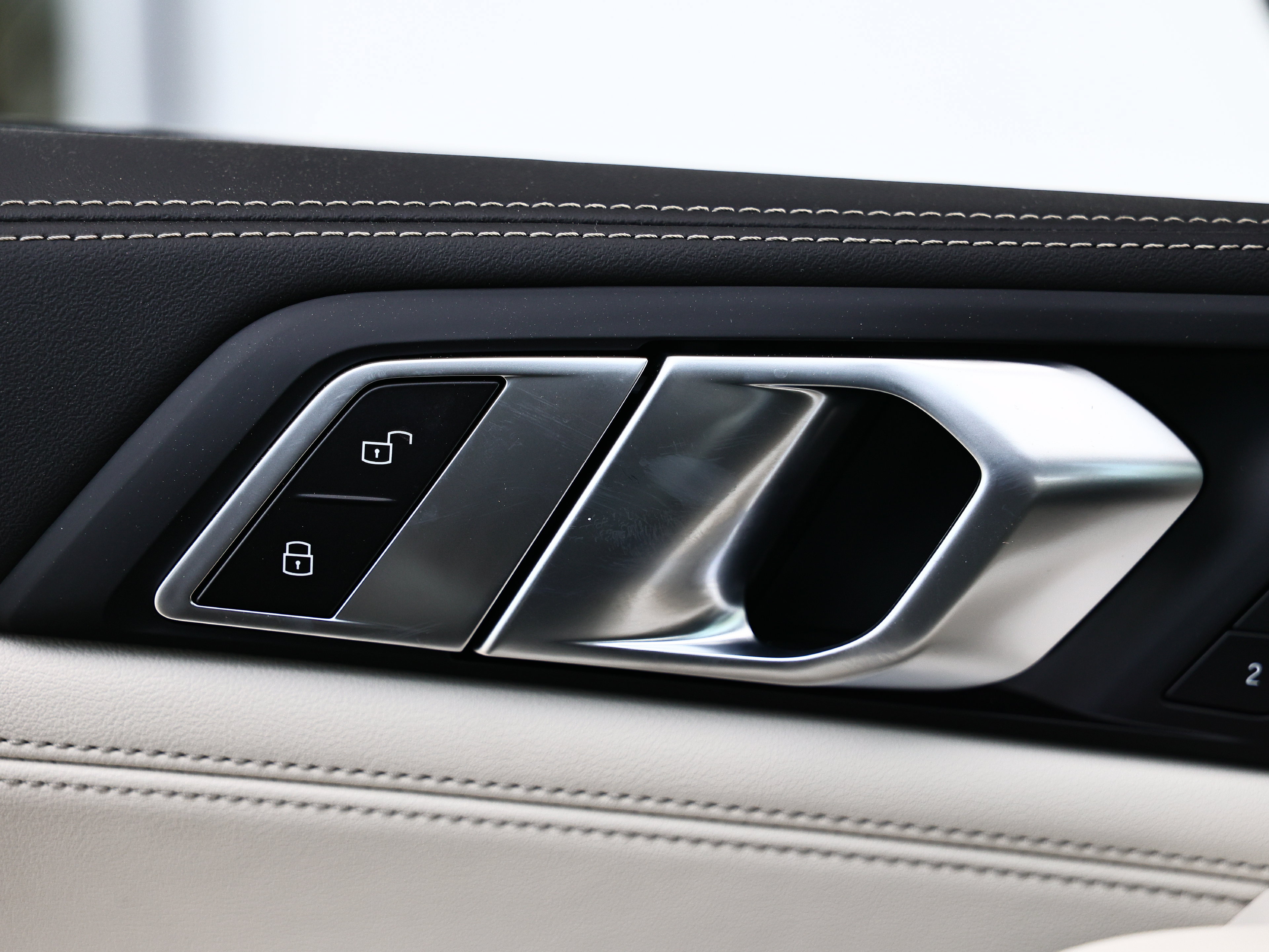 New 2027 BMW X6 xDrive40i AWD/4WD image 15