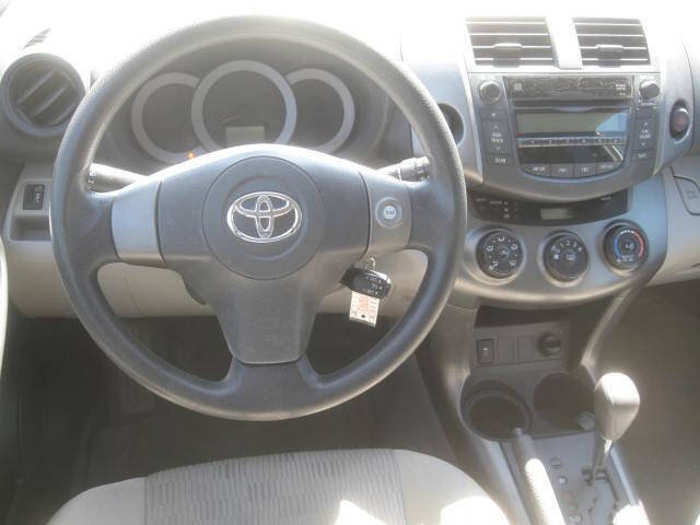 Used 2009 Toyota RAV4 2WD image 14