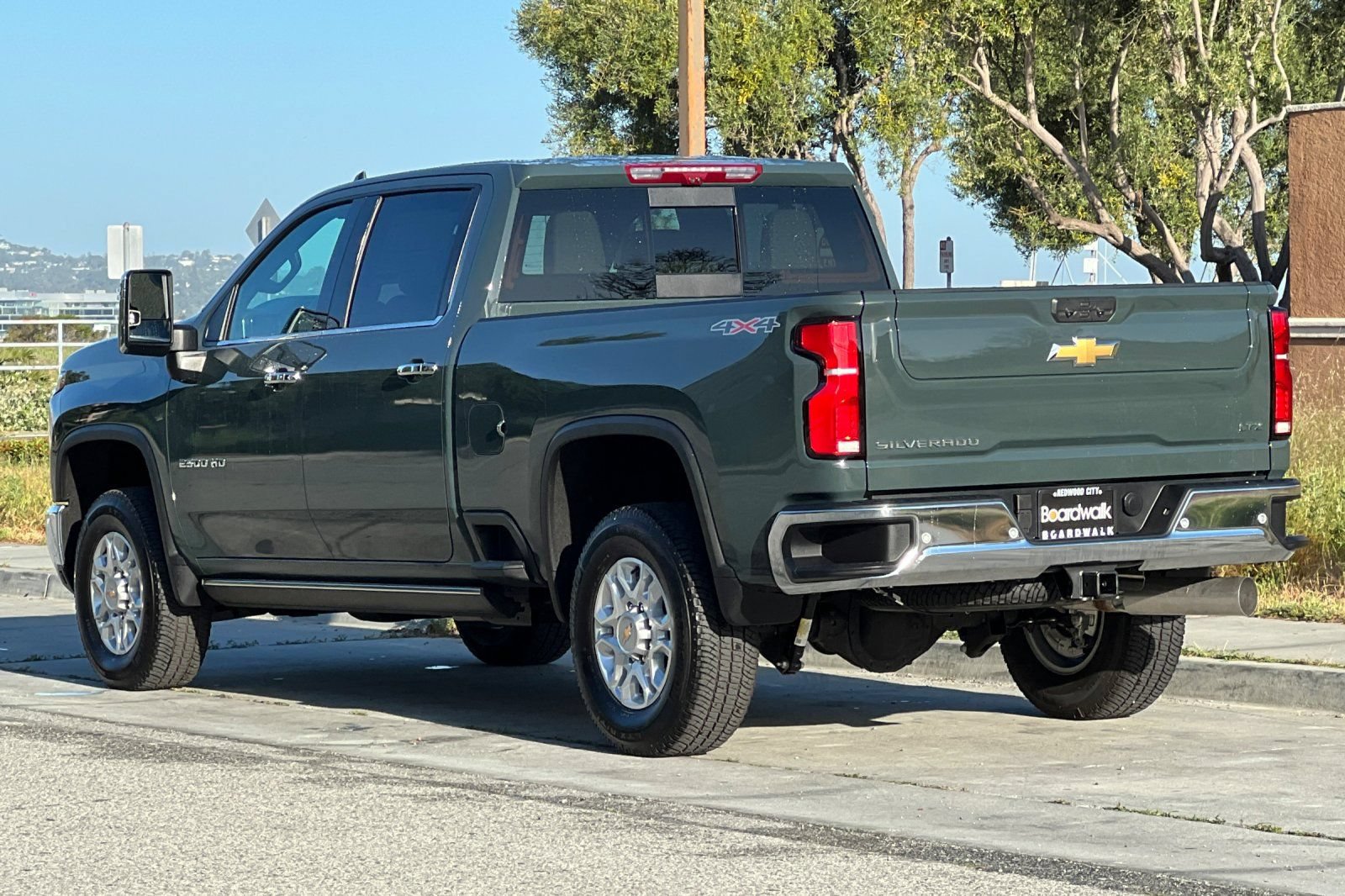 New 2026 Chevrolet Silverado 2500 LTZ w/ LTZ Premium Package AWD/4WD image 6